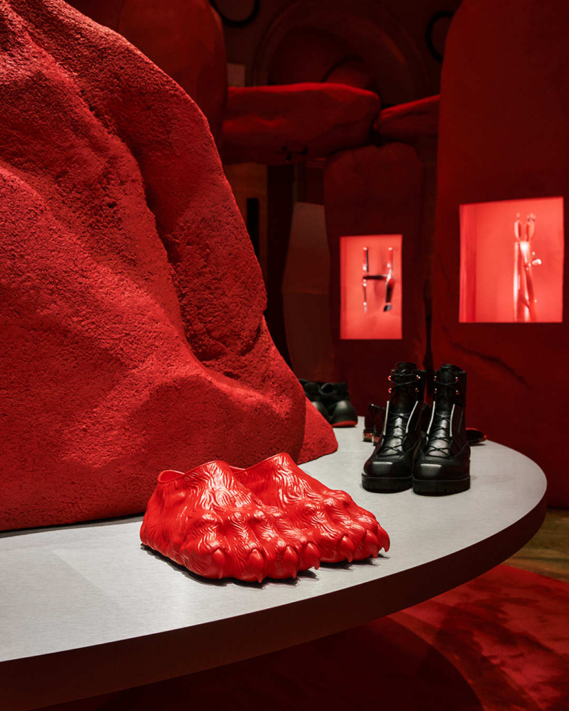 Empty space_4x5_Men Spring-Summer 2027_Christian Louboutin_8